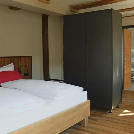 Landgasthof Koenig Von Preussen Helsa 外观 照片
